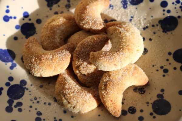 Aus der Weihnachtsbäckerei! ZIMT VANILLE KIPFERL – Quadratverliebt